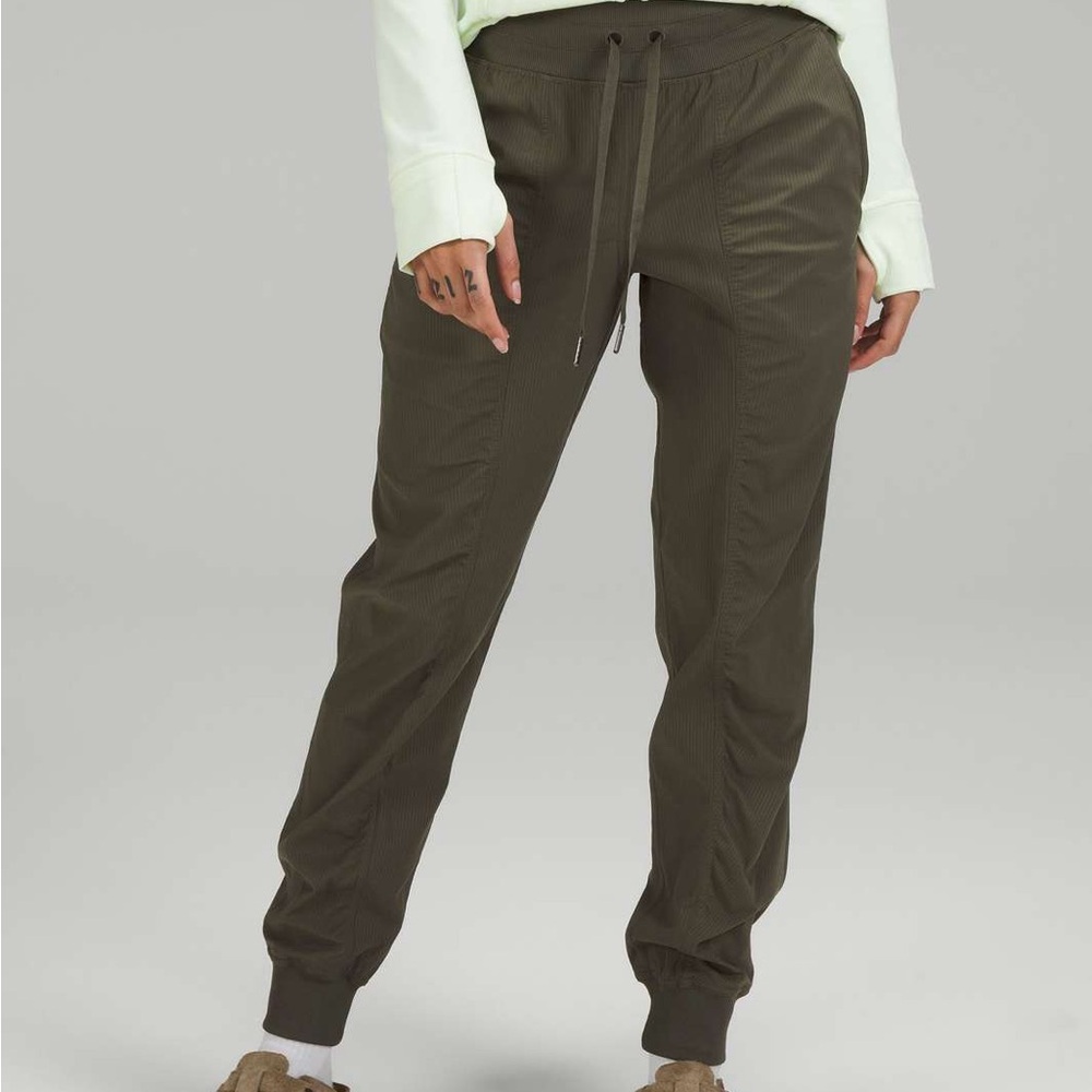 Lululemon Dance Studio Joggers Full Length - Green